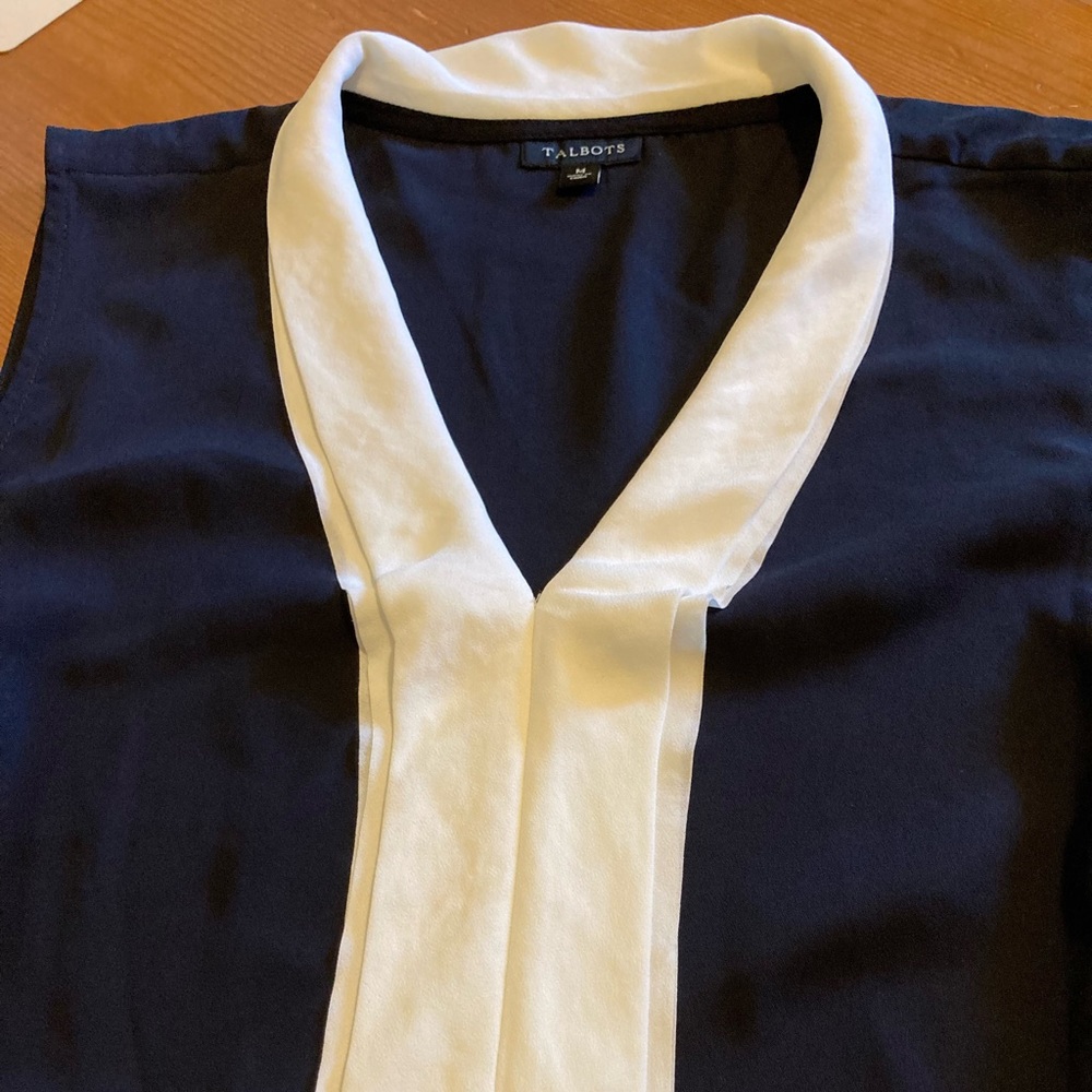 🪷NWOT🪷 Talbots Sleeveless Top, Size M - Picture 7 of 7